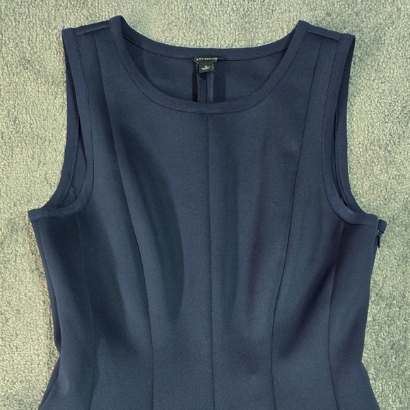 Ann Taylor Navy Blue Pleated Laser Cut Eyelet Scuba Fit & Flare Dress Stretchy - Picture 3 of 10